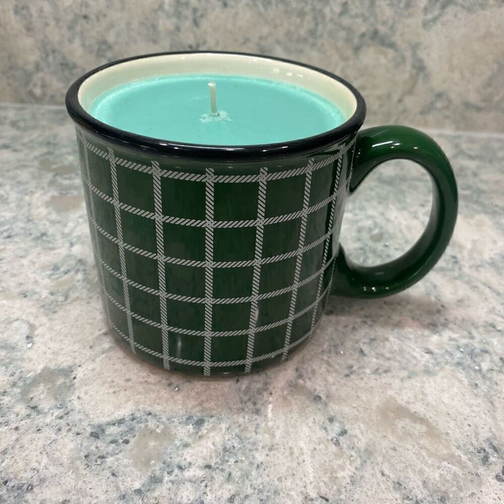 Pine Mist Scented Candle